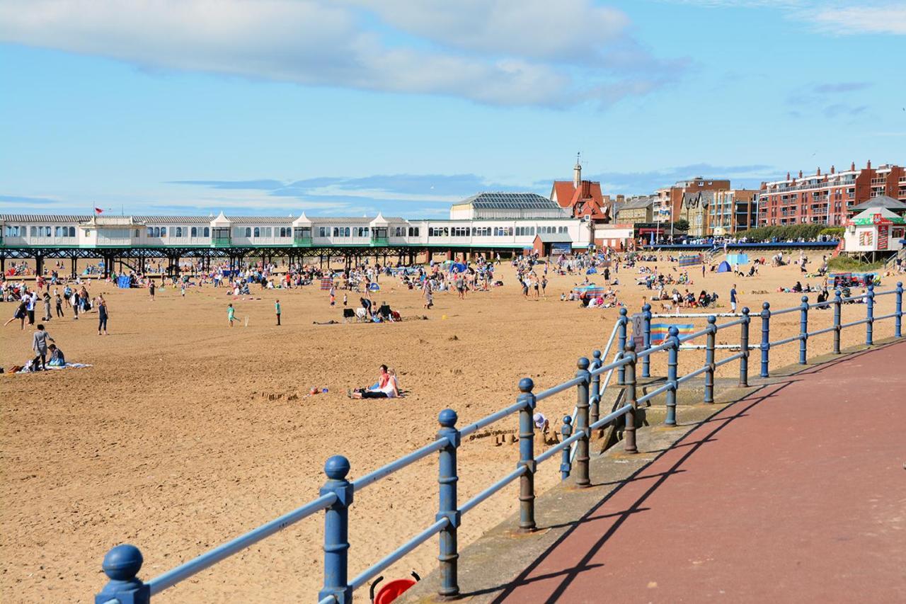 Seaside Loft Apartment Lytham St Annes Exterior photo